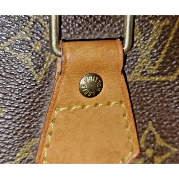 Authentic Louis Vuitton Alma PM Monogram PM Travel Handbag - Ivy - Picture 9 of 9